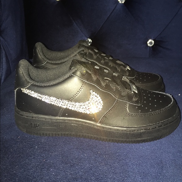 air force 1 black check mark